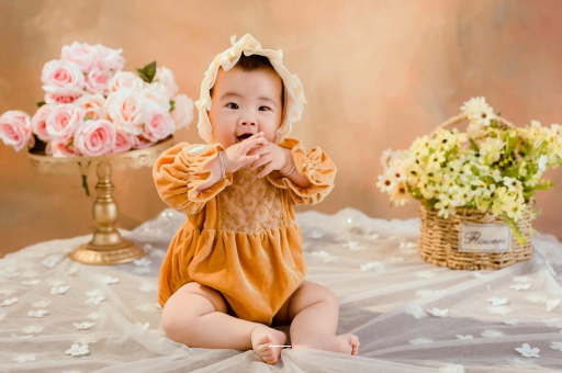 东至宝宝摔到后脑勺