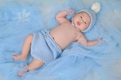 东至宝宝几个月开始吃辅食